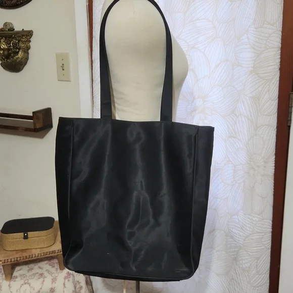 Kenneth Cole Reaction Black Tote Travel Carry On Bag - Picture 3 of 11